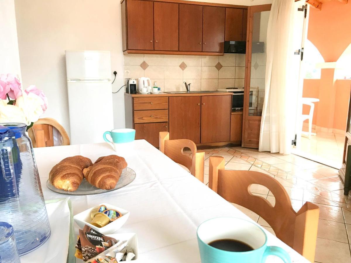 Porto Kassiopi Apartments Luaran gambar